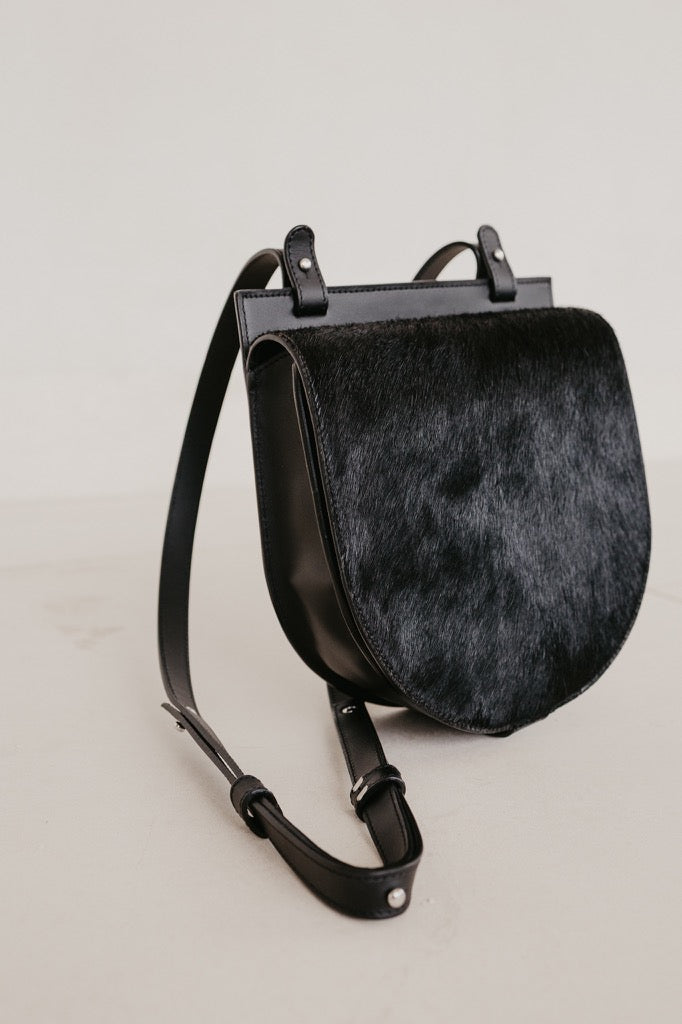 Single Saddle | Black Fur