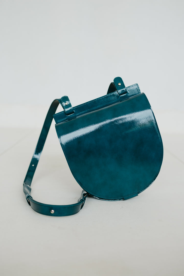 Single Saddle | Brindisi Stone