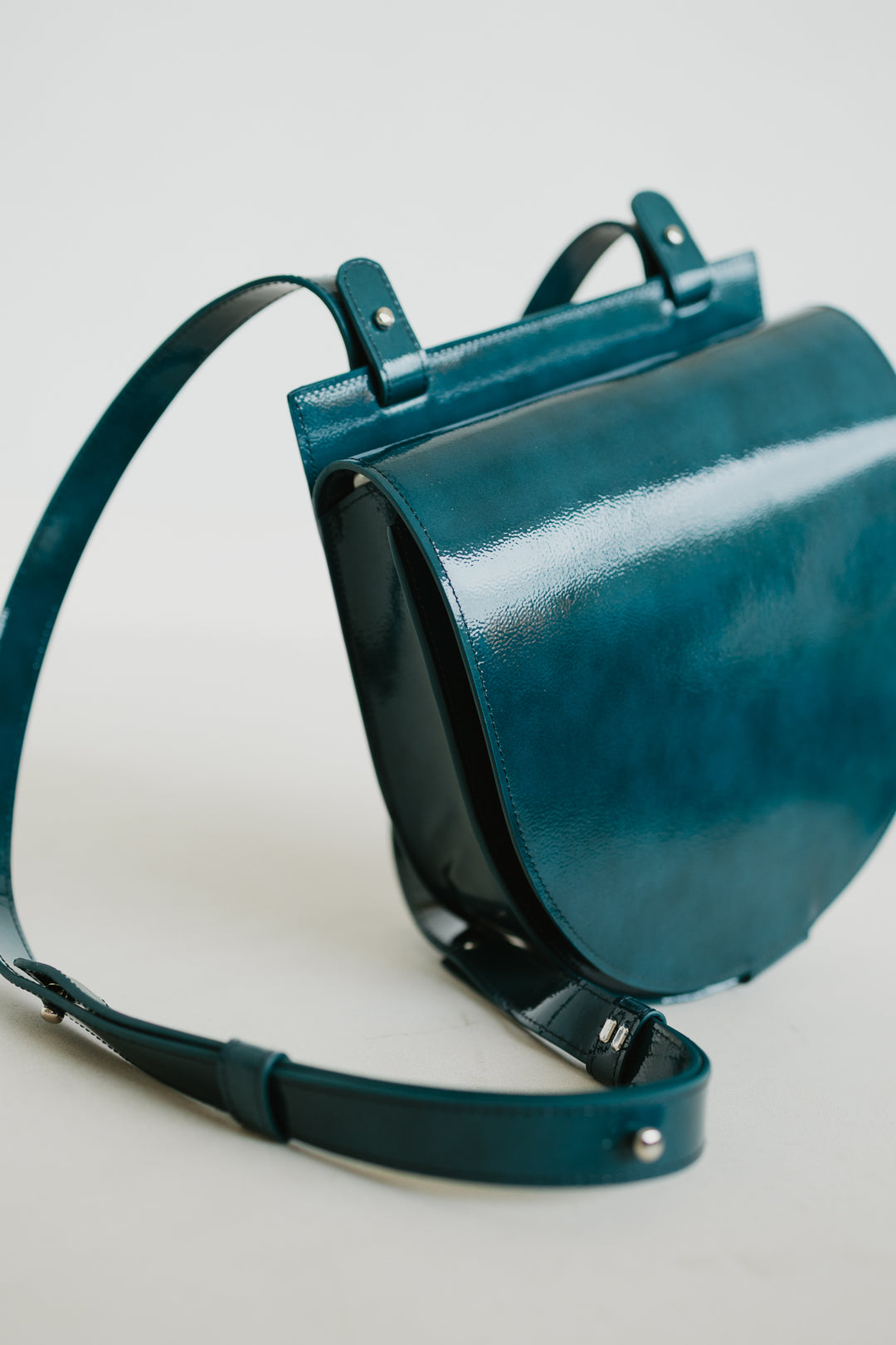 Single Saddle | Brindisi Stone