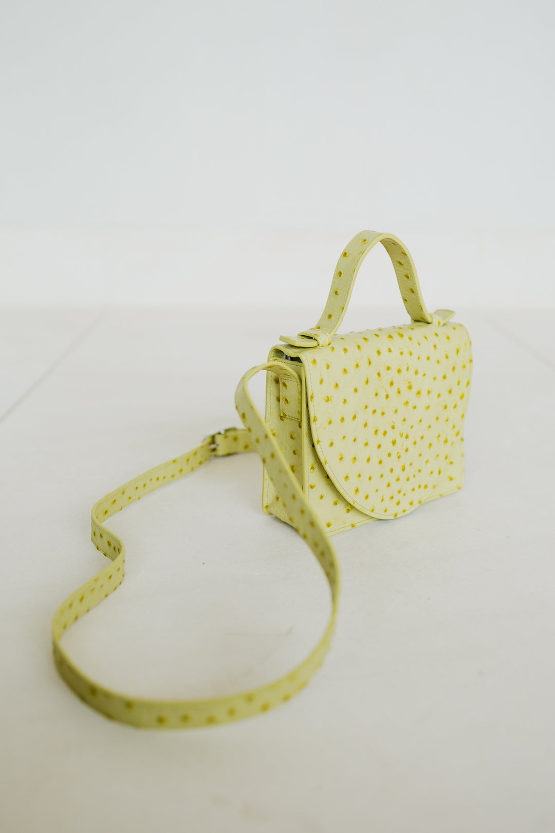 Micro Briefcase | Trapani Struzzo