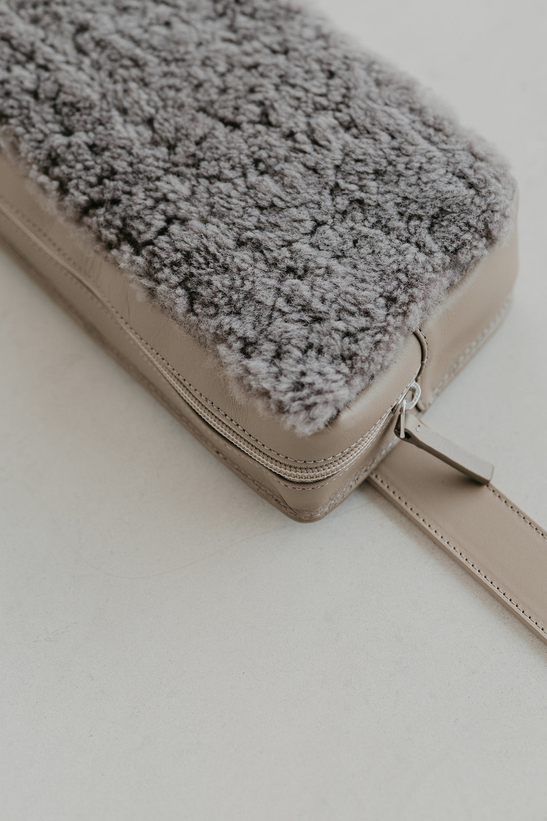 Belt Bag: Belt XL Taupe + Trapezium Teddy Taupe