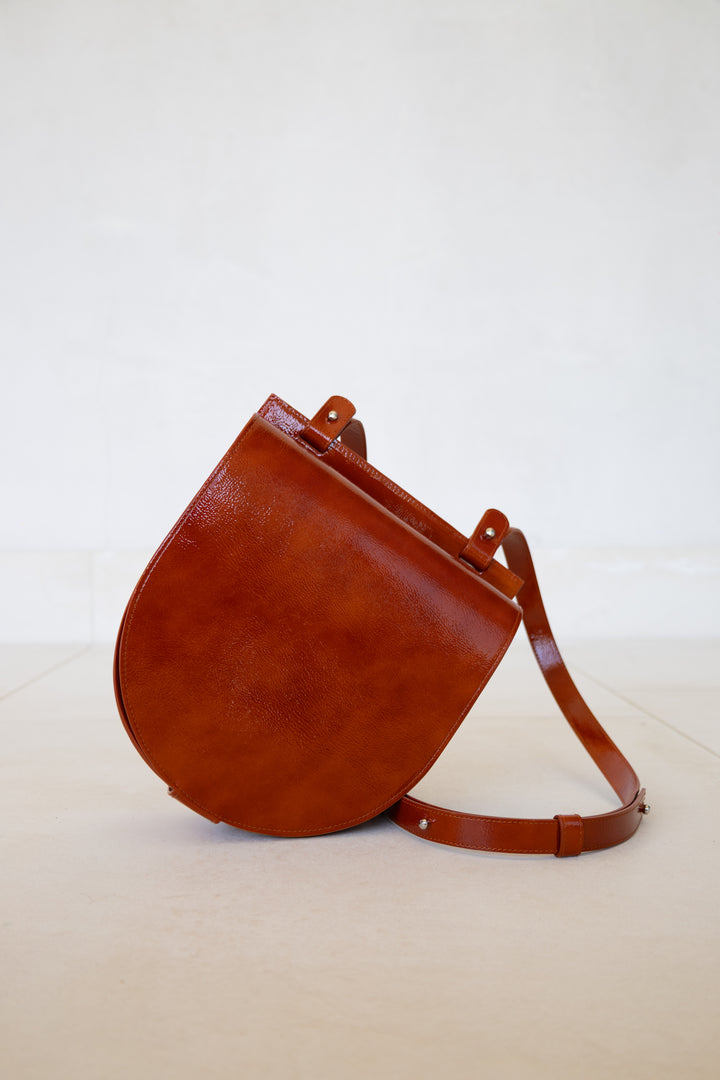 Single Saddle | Terracotta Stone