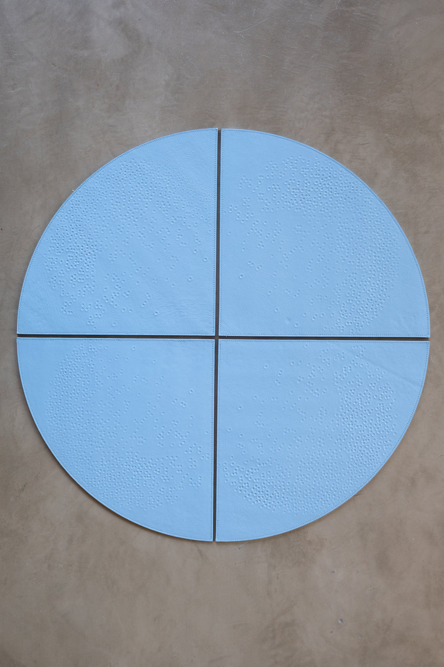Placemat Set (4) Dots | Ice Blue Stone
