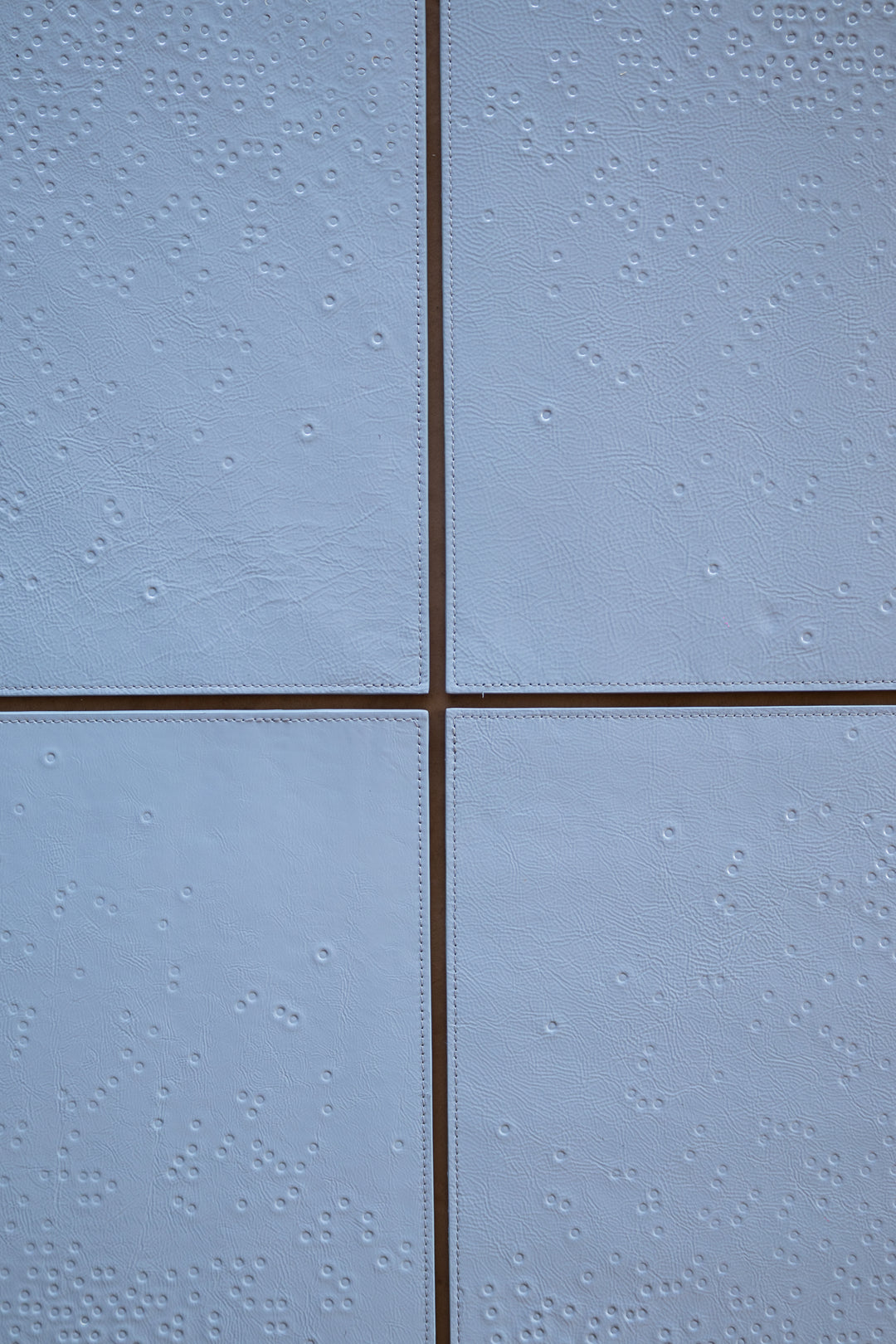 Placemat Set (4) Dots | Ice Blue Stone