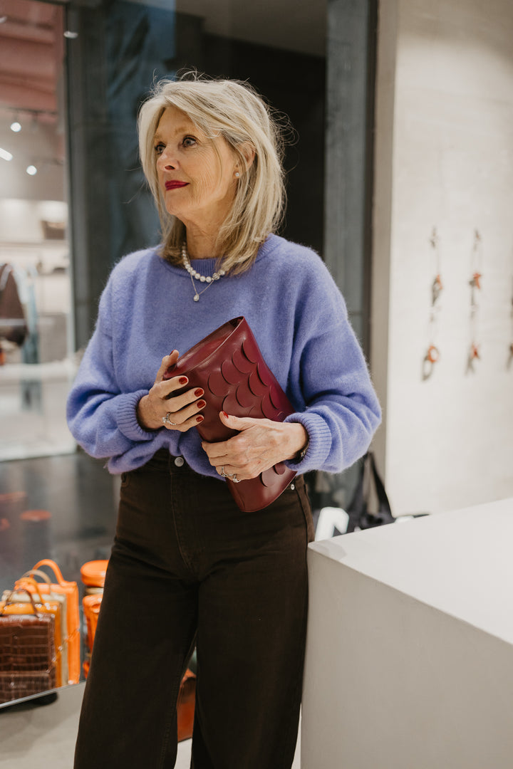 Scales | Bordeaux Pure