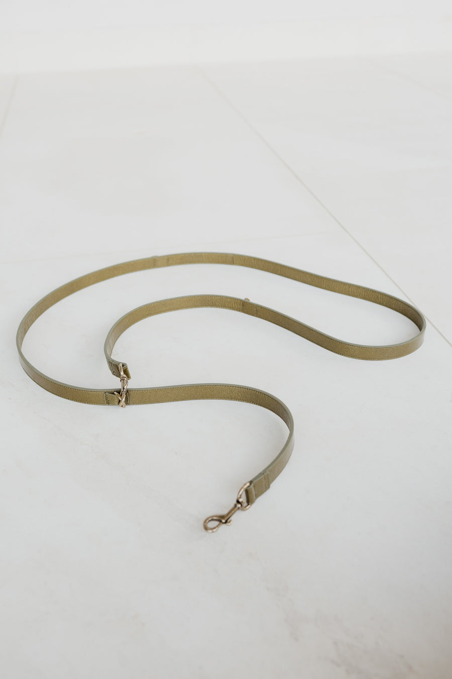 Leash | Bronze Stone