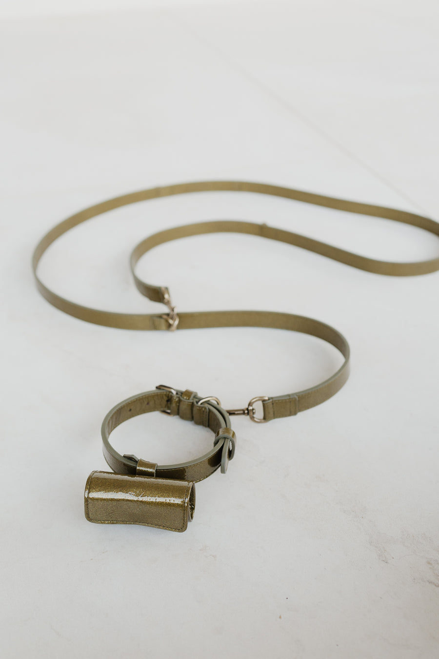 Leash | Bronze Stone