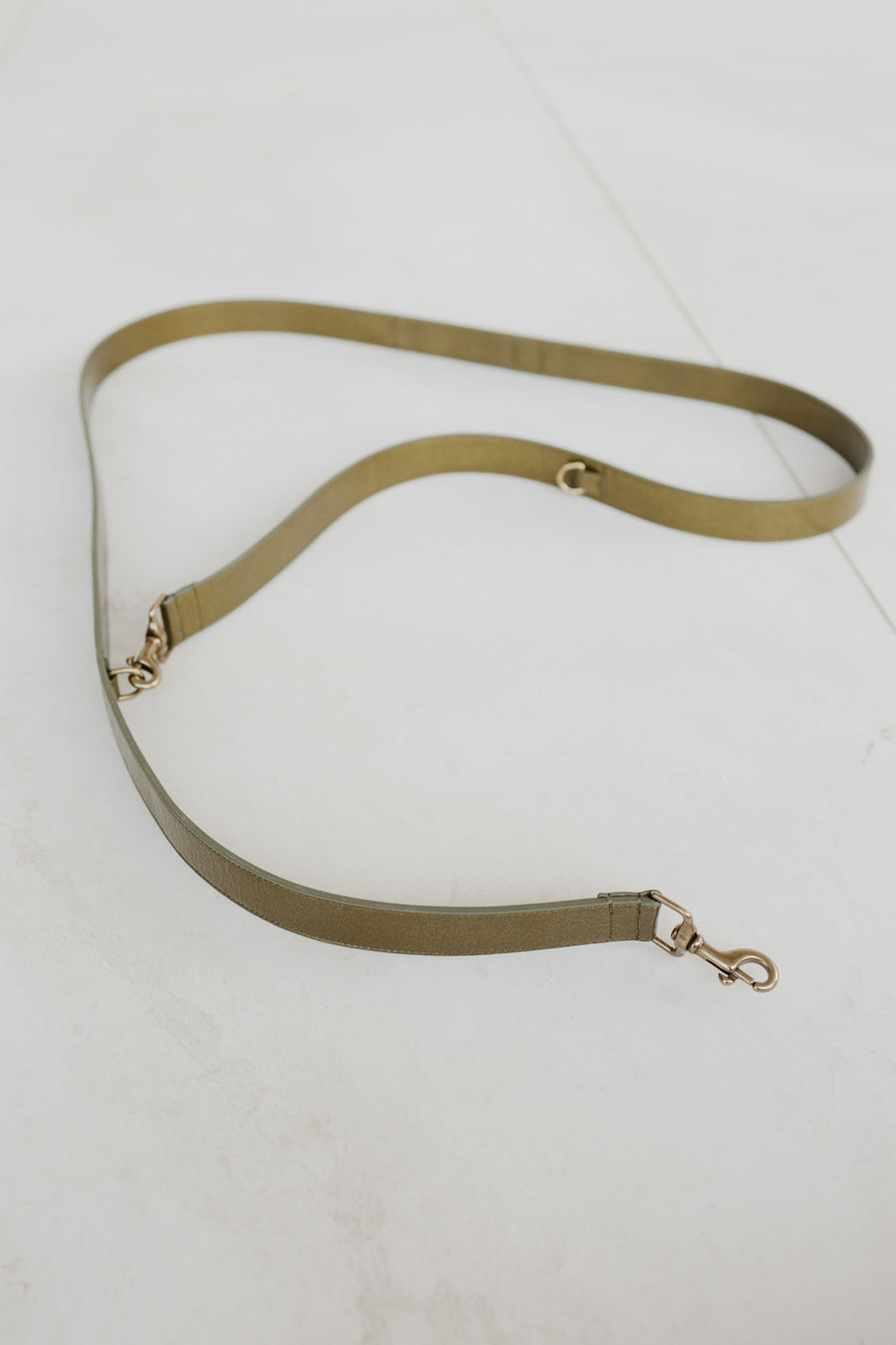 Leash | Bronze Stone