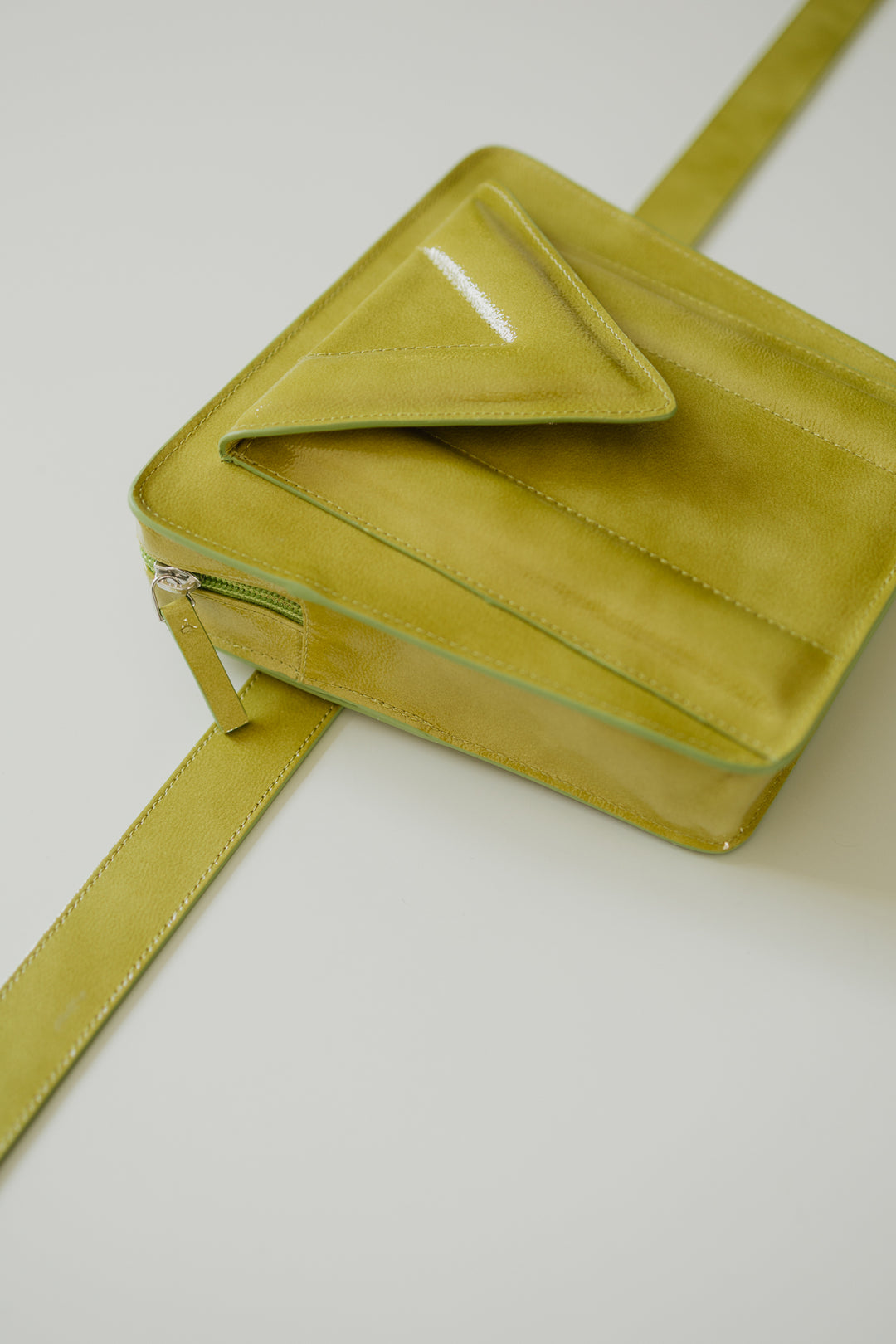 Belt Bag: Belt XL Taormina Stone + Trapezium M Taormina Stone