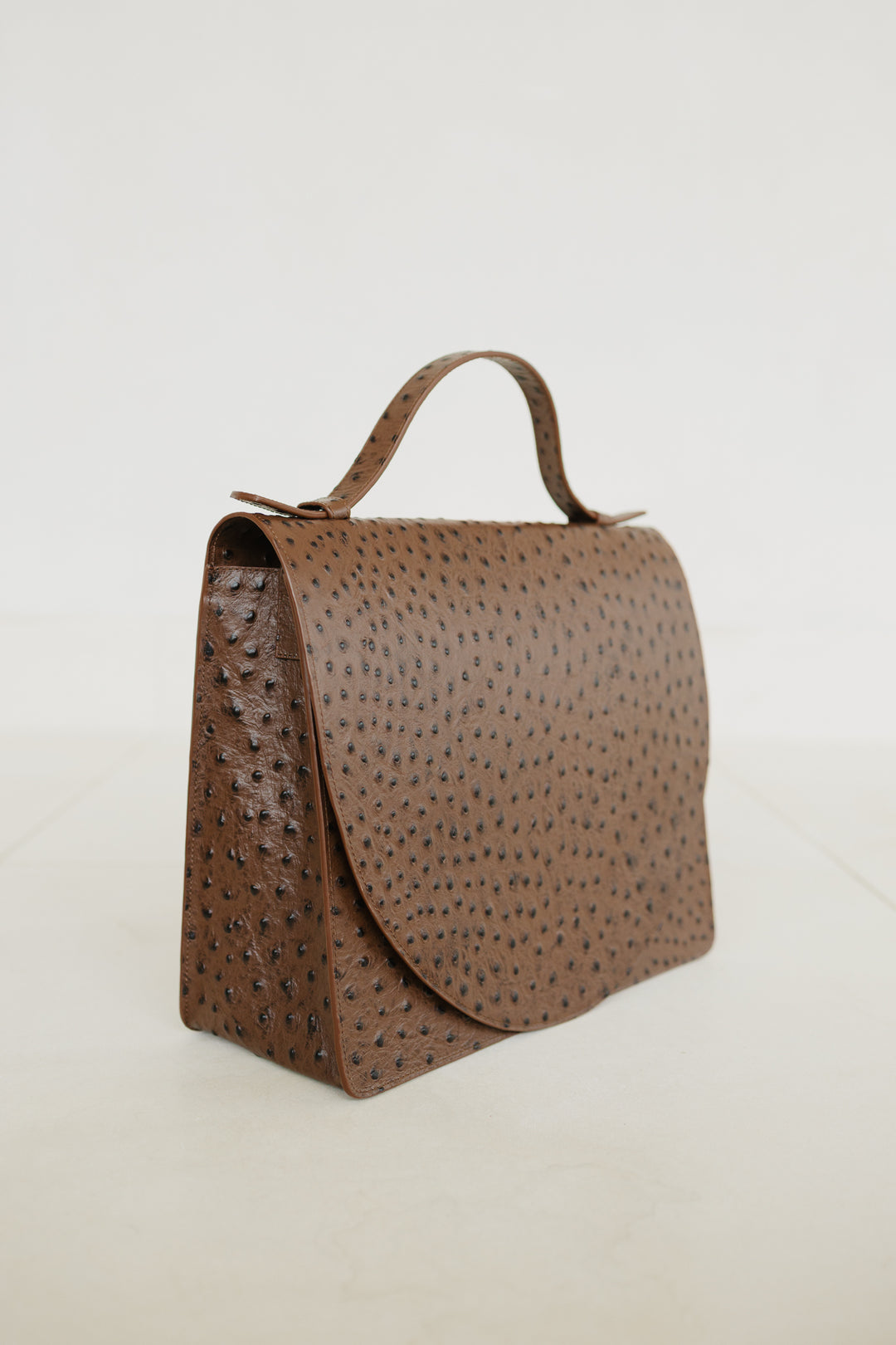 Midi Briefcase 2.0 | Etna Struzzo