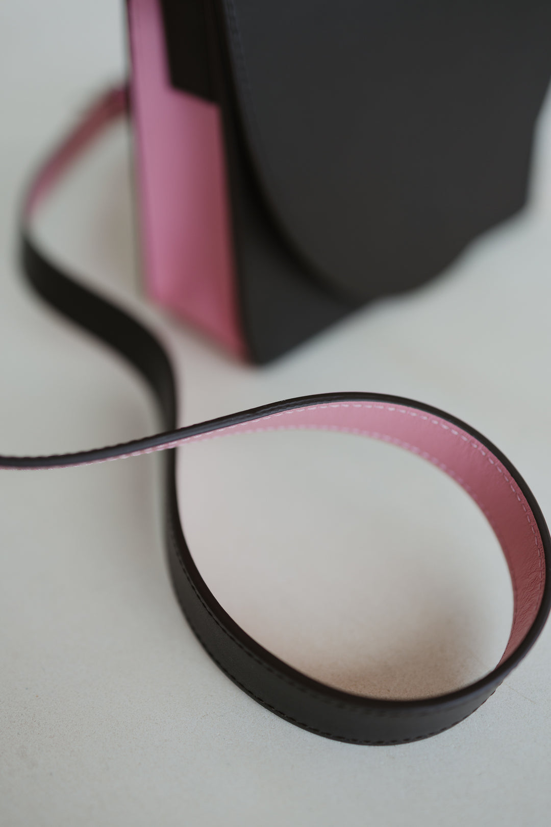 Micro Briefcase | Ebony / Bubblegum