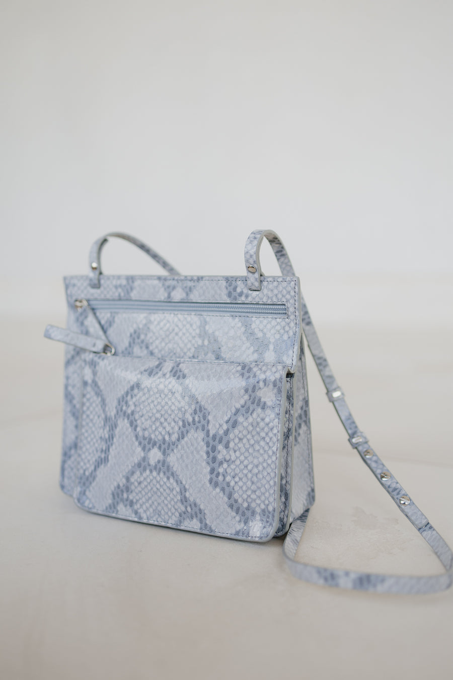 Double Pouch | Python