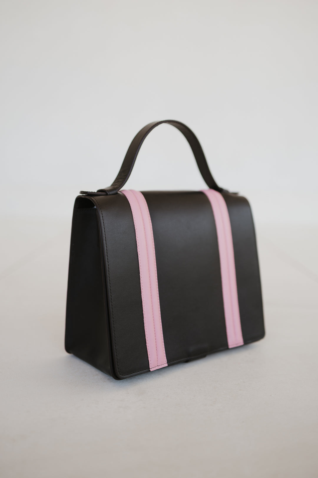 Mini Briefcase Doublé | Ebony / Bubblegum