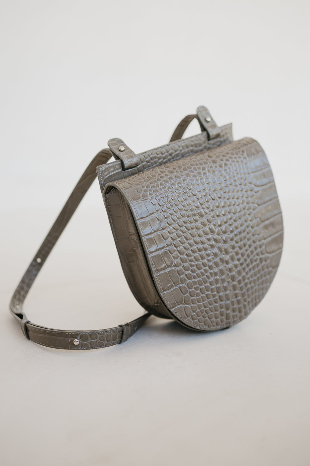 Single Saddle | New Taupe Croco