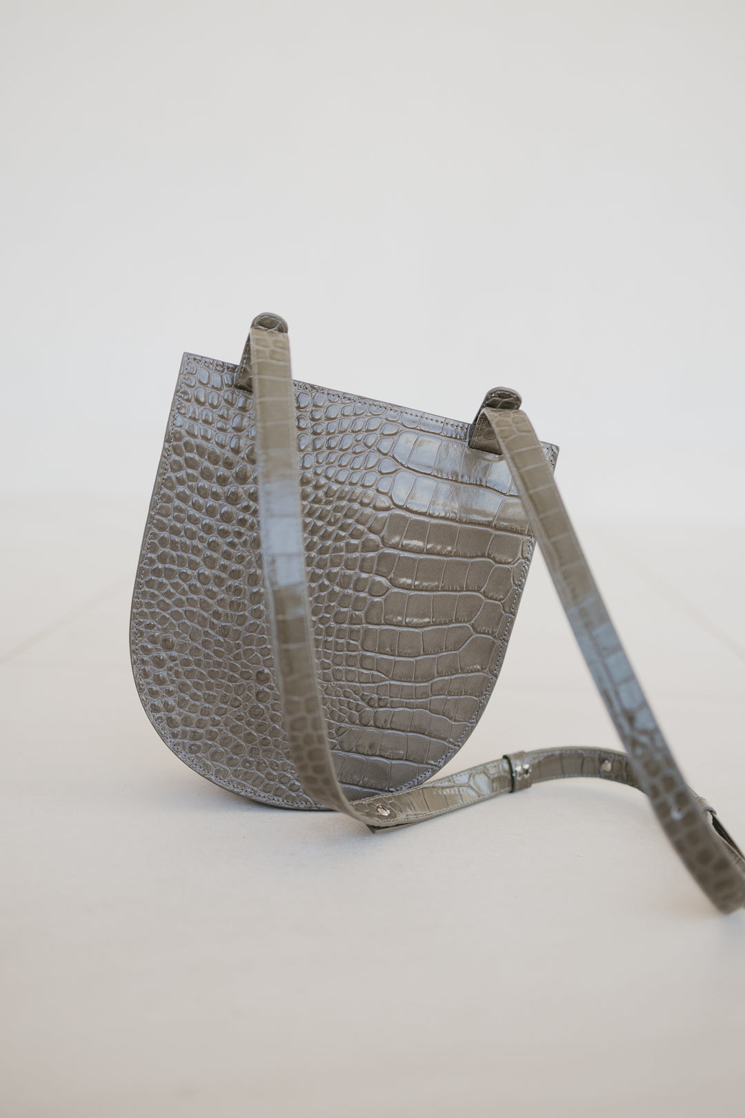 Single Saddle | New Taupe Croco