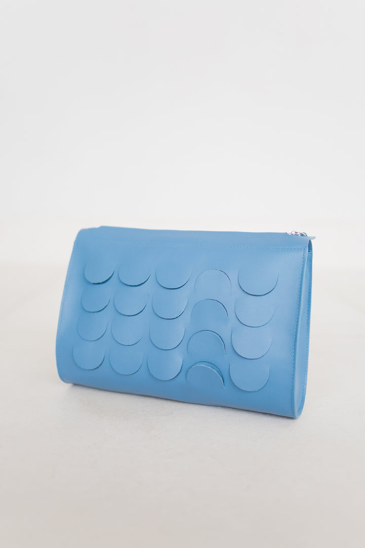 Scales | Bleu Ciel Pure