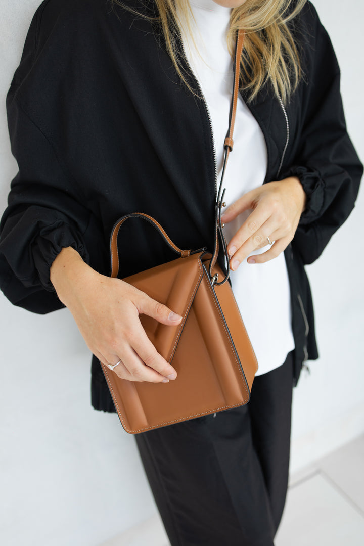 Boxbag | Stitched Tricolor Cognac
