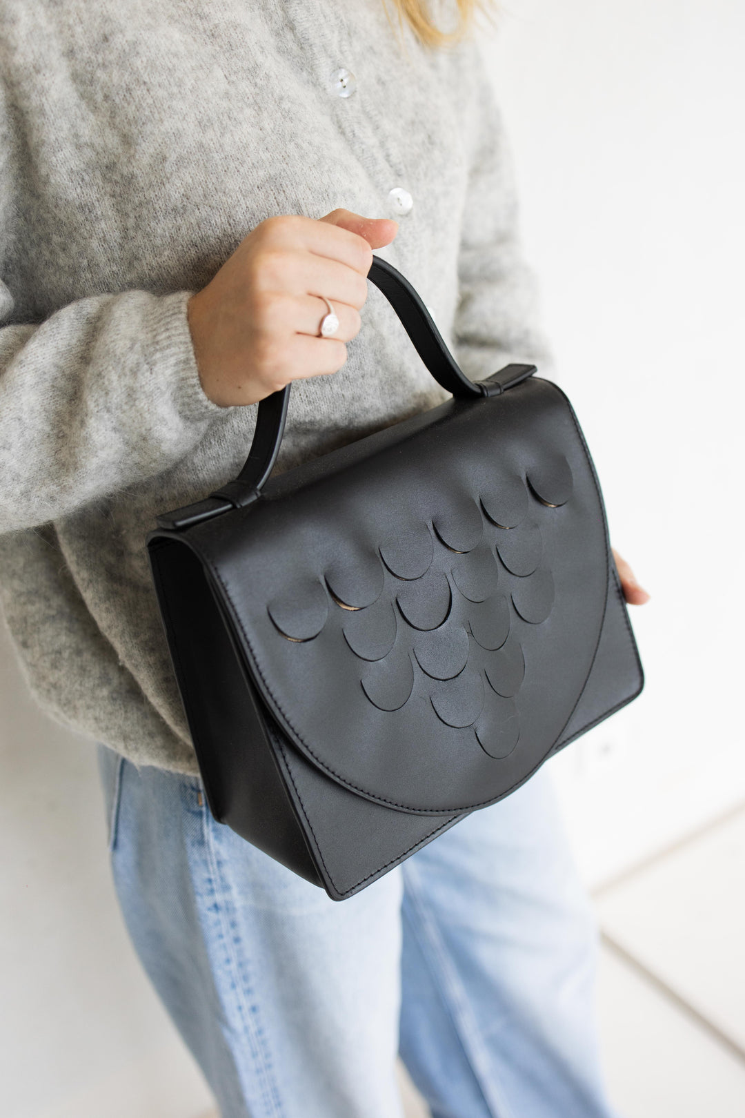 Mini Briefcase Scales | Black