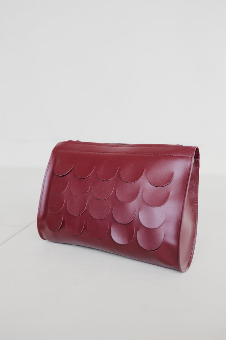 Scales | Bordeaux Pure