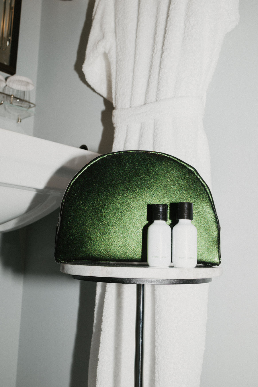 Make-Up Bag | Kiwi Rose Stone