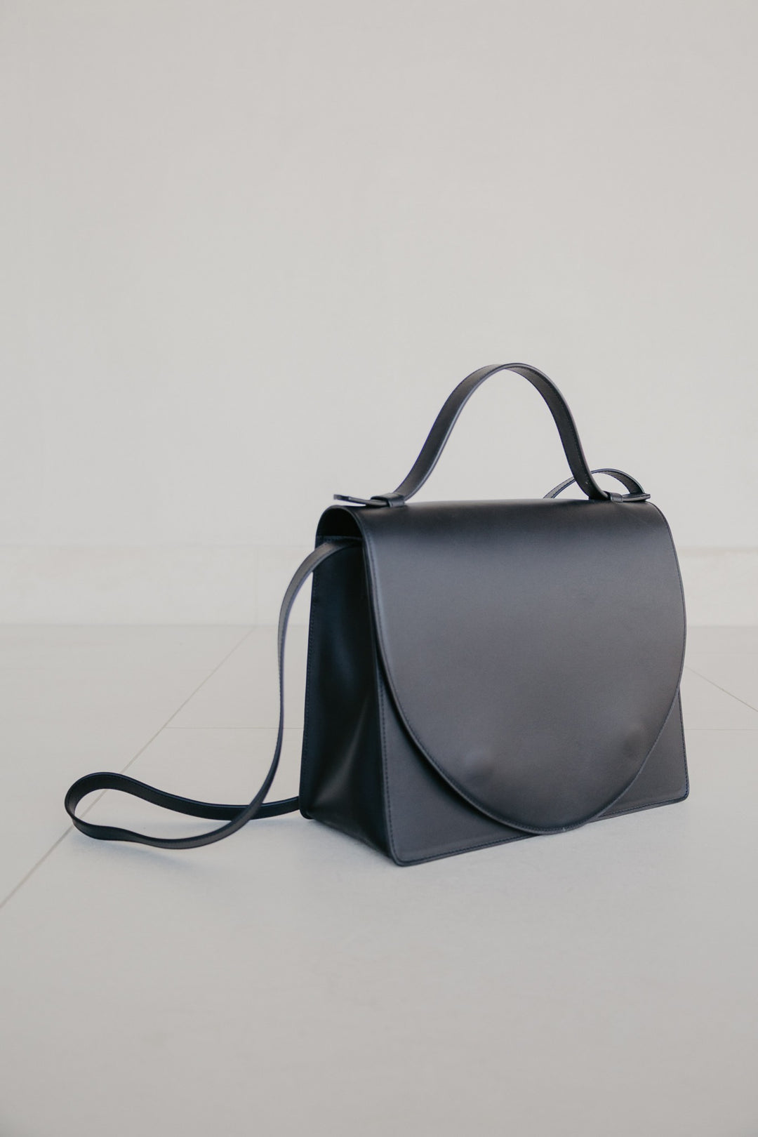 Midi Briefcase 1.0 | Black Pure