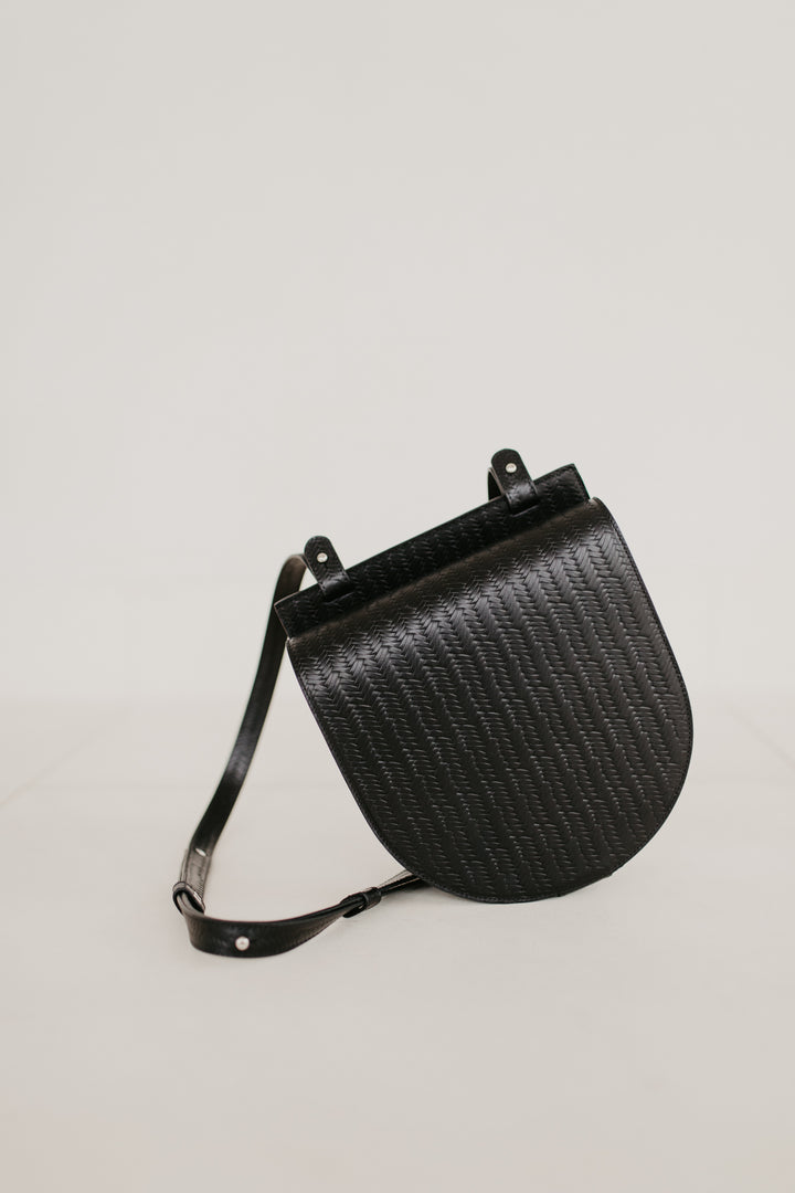 Single Saddle | Black Woven