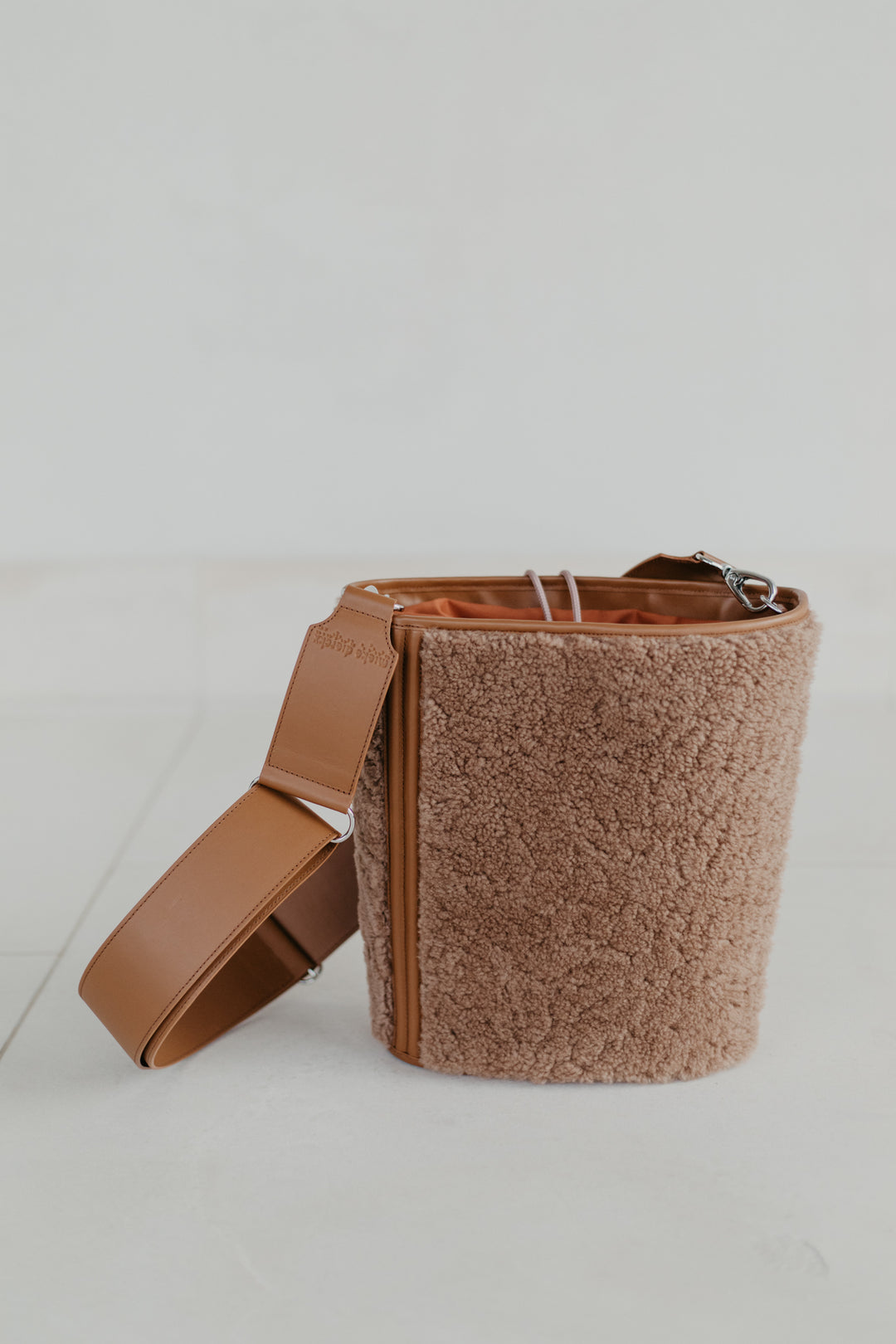 Bucket Bag | Cognac Teddy