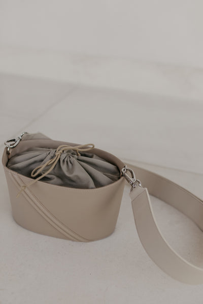 Boat Bag | Beige / Taupe Textile / Sand Strap