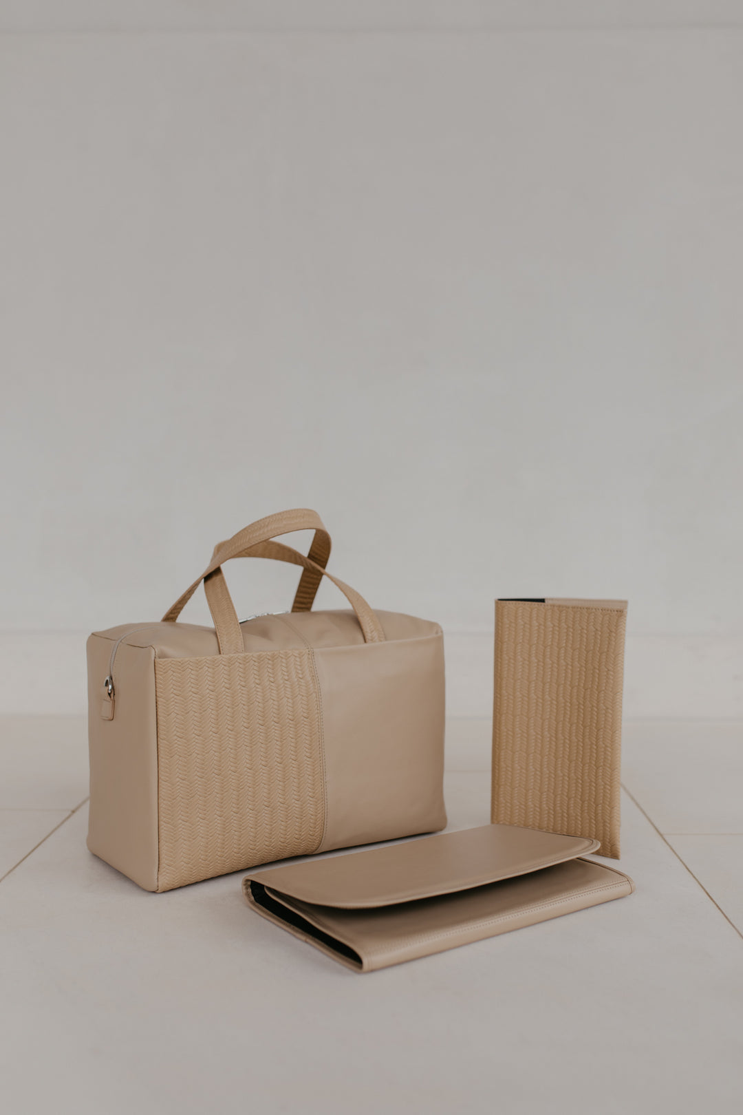 The Mommy Bag | Beige Woven